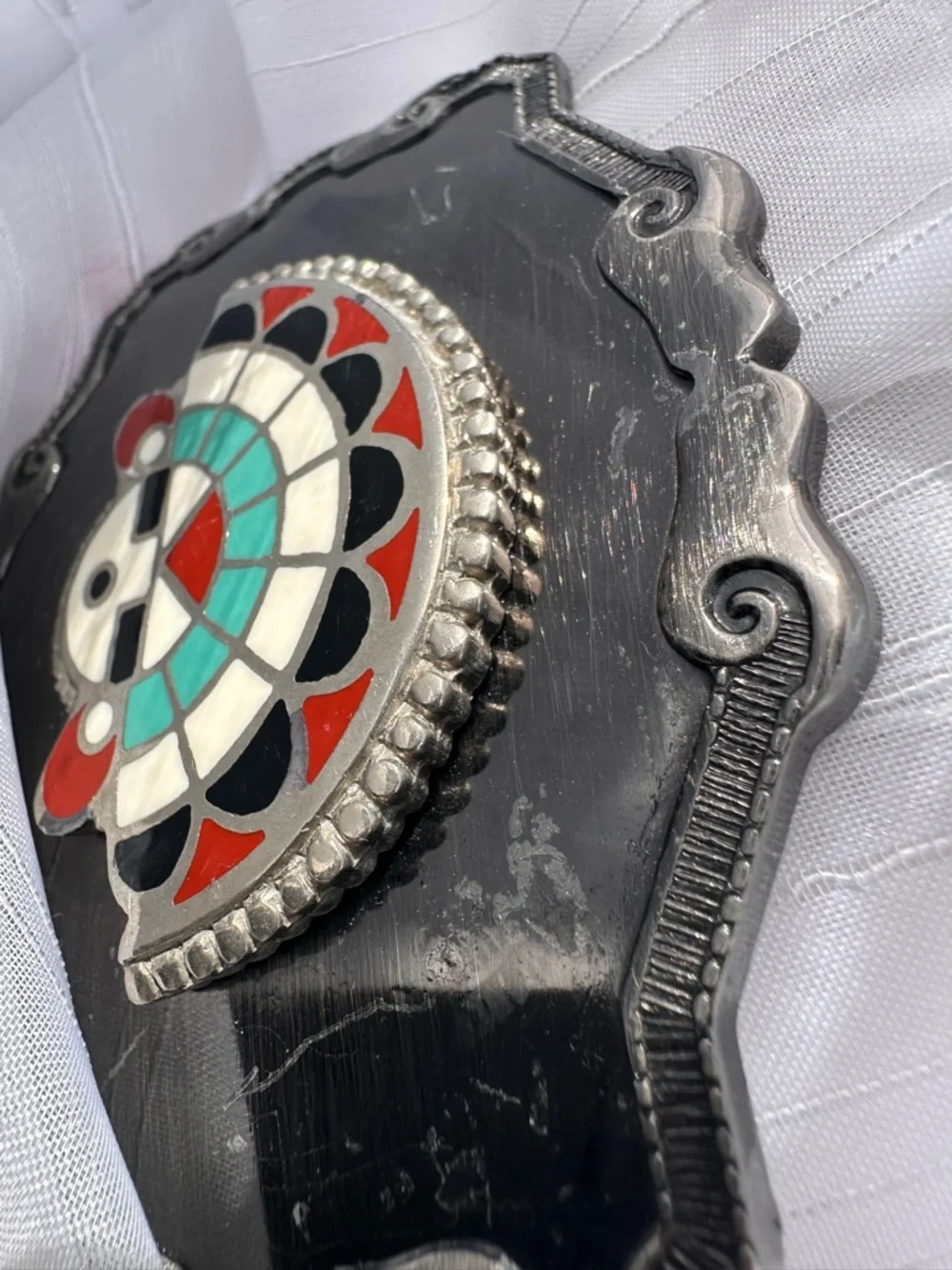 Western Style Buckle - Picture 4 of 9